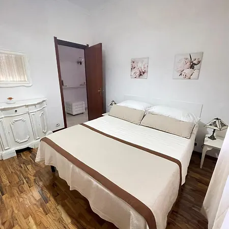La Casa By M&g Vacation Soglio (Genoa)